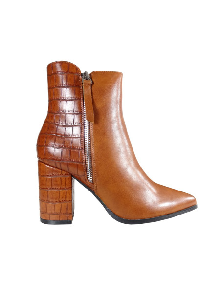 Brown insulated women's heeled boots - 1