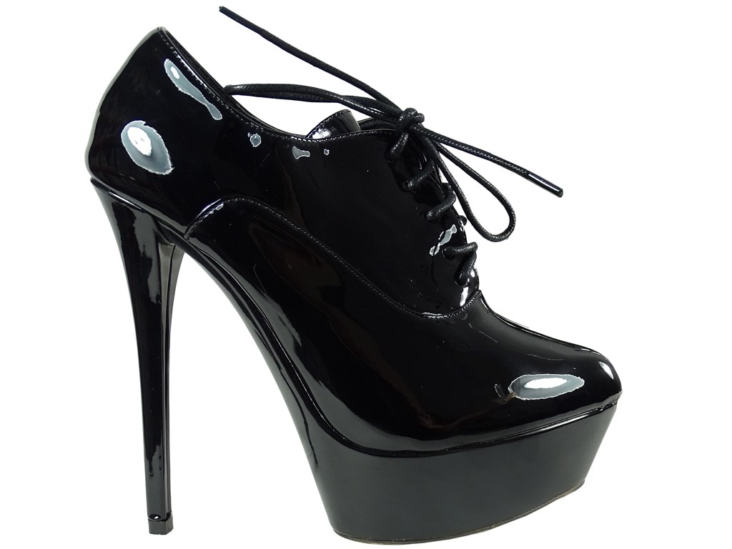 Moteriški juodi nėriniuoti batai su platforma - 1