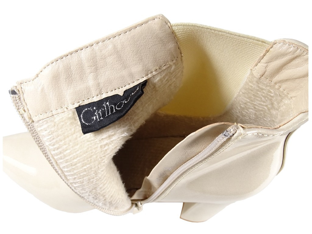 Fleischig lackierte Damen-Stiefel mit Absatz - 5