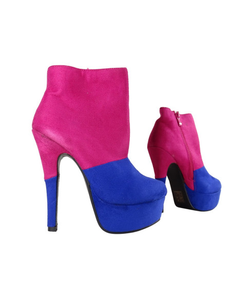 Rosa blaue Wildlederstiefel auf dem Plateau - 3