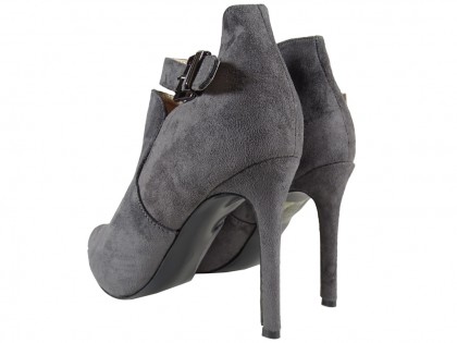 Gray suede boots on a pin - 2