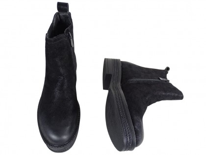 Чорні утеплені жіночі черевики на плоскому ходу - 3