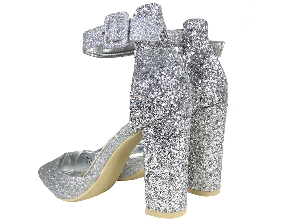 Sudraba brokāta stiletto papēži ar siksniņu - 2