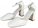 Białe matowe buty ślubne z paskiem eko skóra - 4