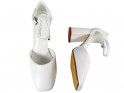 Białe matowe buty ślubne z paskiem eko skóra - 5