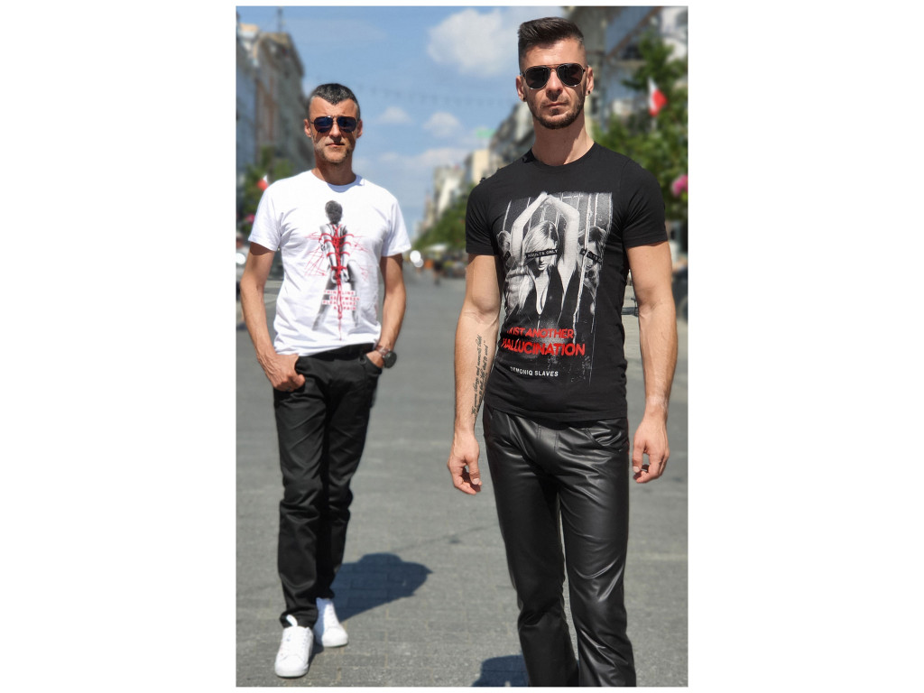 Męski t-shirt czarny z erotycznym nadrukiem - 5