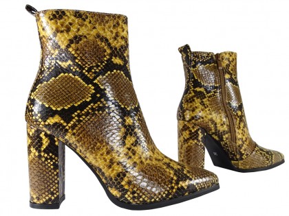 Жіночі черевики зі зміїної екошкіри - 3