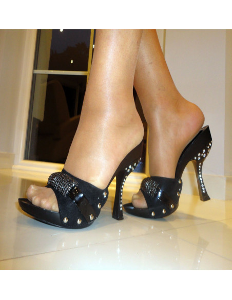 STILETTO ŠLEPETĖS JUODOS SPALVOS SU CIRKONAIS - 2