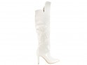 Білі жіночі черевики-котелки з екошкіри - 1