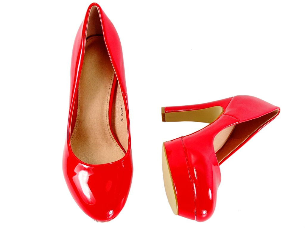 Rote Lack-Plateau-Stilettos - 4