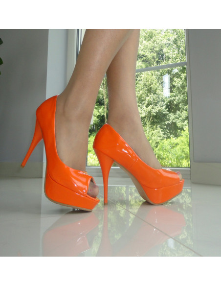 SZPILKI BUTY LAKIERKI POMARAŃCZOWE ORANGE
