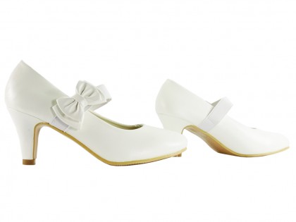Biele dámske svadobné topánky na podpätku - 3