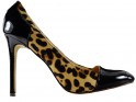 Pantofi stiletto leoparduși cu imprimeu leopard în pete - 1
