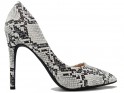 Чорно-білі жіночі туфлі на шпильках зі зміїним принтом - 1
