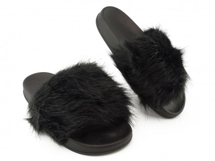 Black flip-flops with long fur - 2