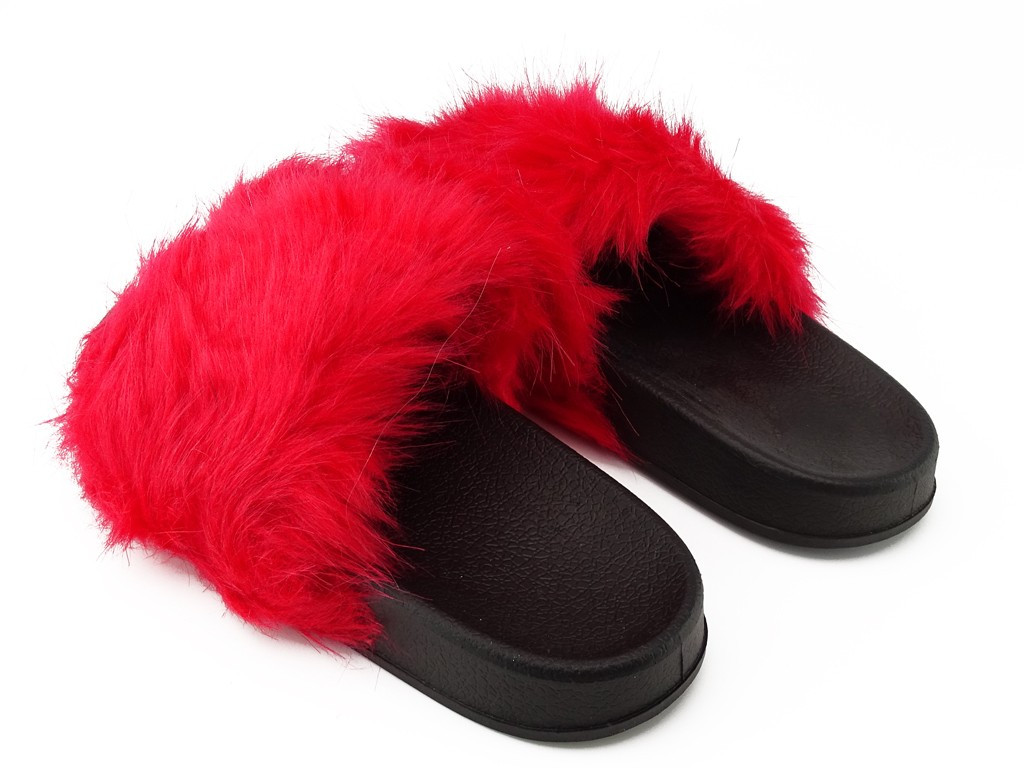 Červené žabky s dlhou kožušinou - 3