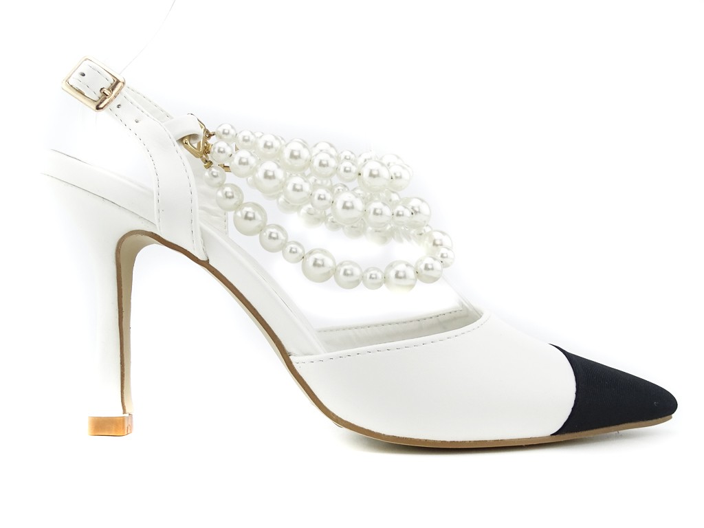 Low white stilettos with pearls - 1