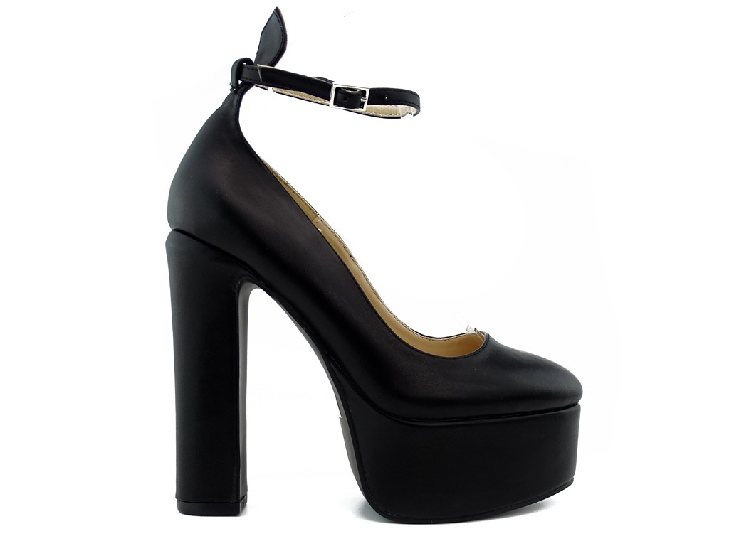 Black matte platform shoes with strap - 1