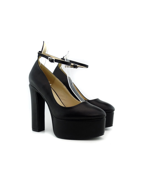 Schwarze matte Plateauschuhe mit Riemen - 2