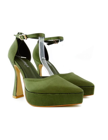 Green half shoes with platform and post - 2