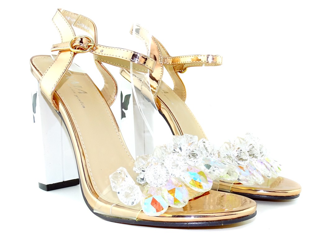 Zlaté sandále s kamienkami - 1