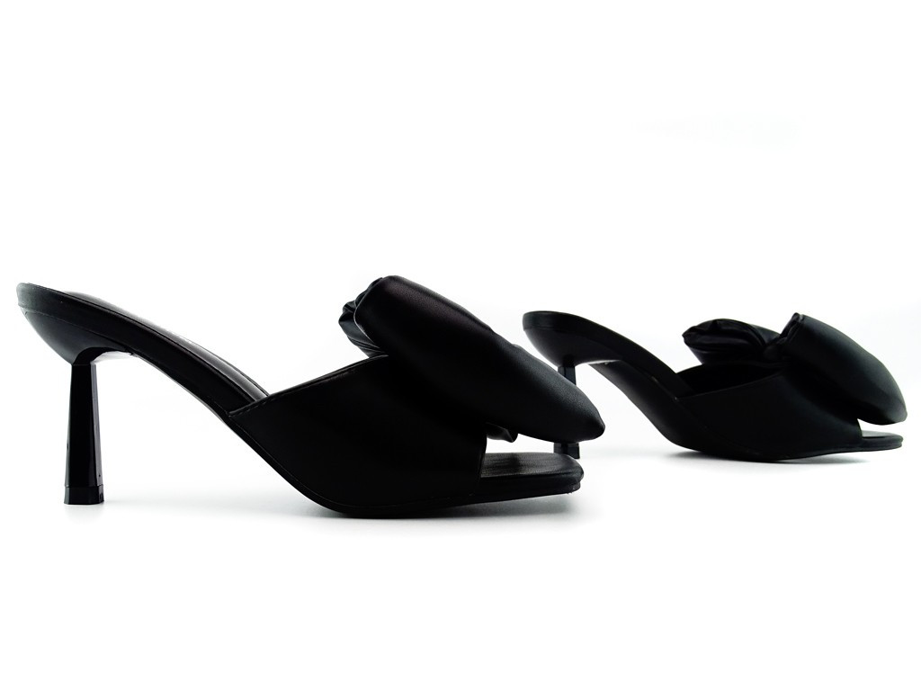 Čierne žabky na podpätku s mašľou - 3