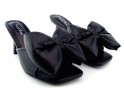 Black stiletto flip-flops with a bow - 1