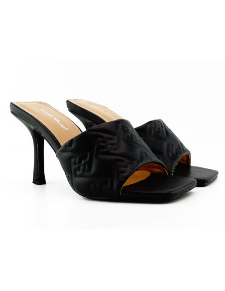 Schwarze Stiletto-Flip-Flops aus mattem Ökoleder - 1