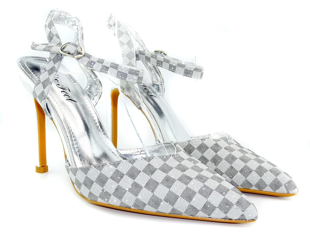 Silberne Glitzerstilettos mit Schößchenriemen - 2