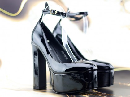 Chaussures noires à plateforme sur poteau avec lanière - 2