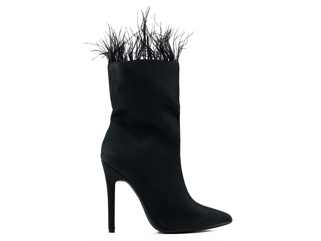 Black women's stiletto heeled boots with feathers - 1