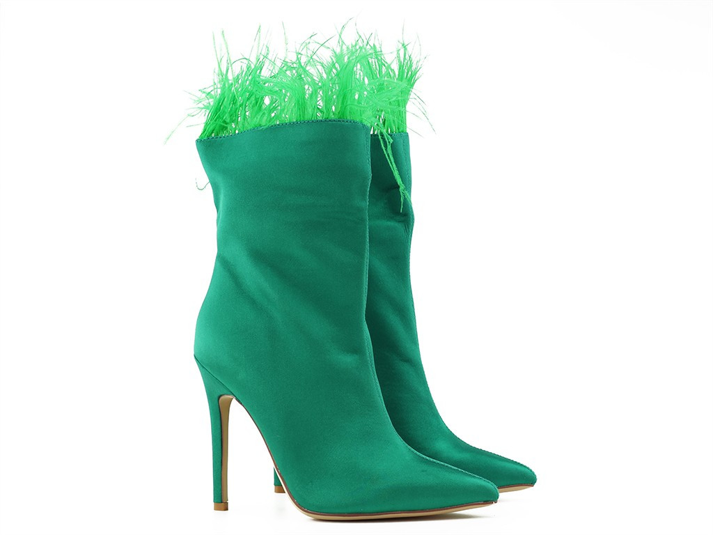 Bottes à talons aiguilles vertes pour femmes avec plumes - 2