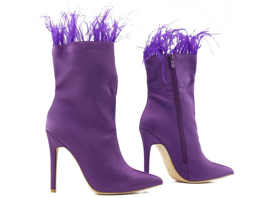 Lila Damenstiefel mit Stiletto-Absatz und Federn - 4