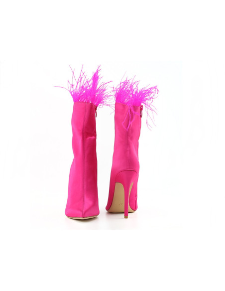 Rosa Damenstiefel mit Stilettoabsatz und Federn - 4