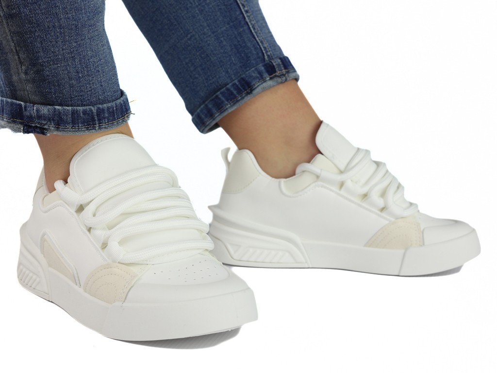 Białe sportowe buty damskie tenisówki