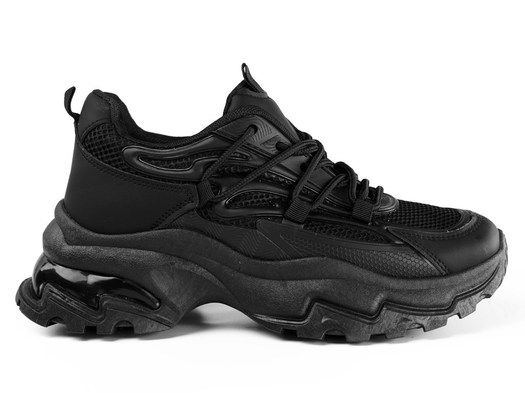 Czarne sportowe buty gruba podeszwa