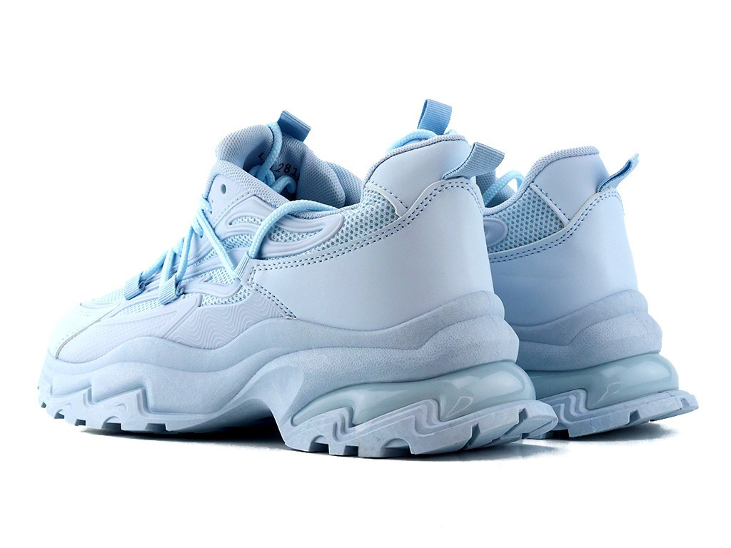 Niebieskie buty sportowe