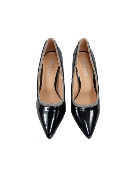 Black pins lacquered ladies' shoes - 2 Black pins lacquered ladies' shoes - 2