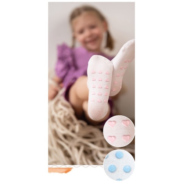 Anti-Rutsch-Socken aus ABS für Kinder mit Herzchenmuster, 2er-Pack