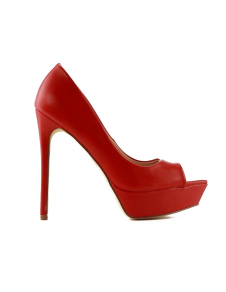 Stilettos à plateforme rouge mat en cuir écologique