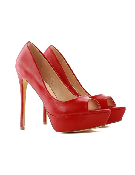 Stilettos à plateforme rouge mat en cuir écologique