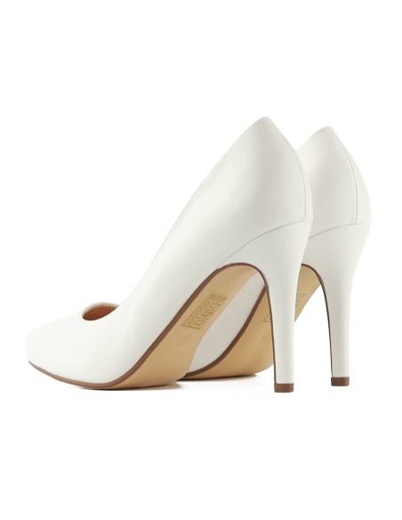 Escarpins blancs à talon aiguille en cuir éco mat 9 cm