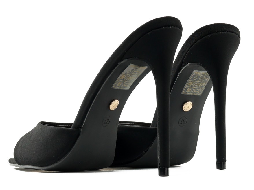 Női fekete matt stiletto sarkú flip-flop hegyes orrú női flip-flopok