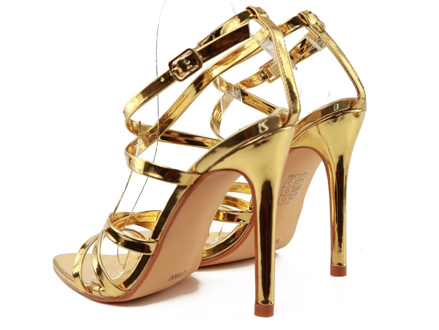 Goldfarbene Lack-Stilettos für Damen