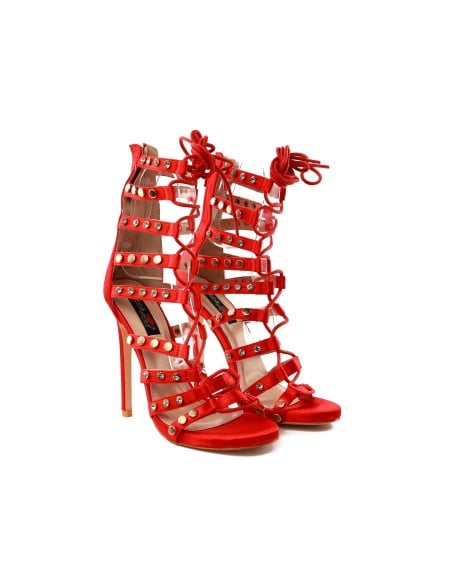 Sandales gladiateur rouges à talons aiguilles, ornées de strass et de clous