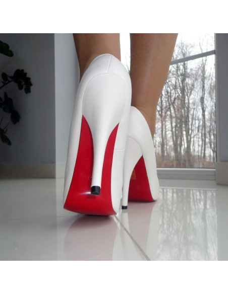 SZPILKI WYSOKIE BIAŁE CZERWONA PODESZWA