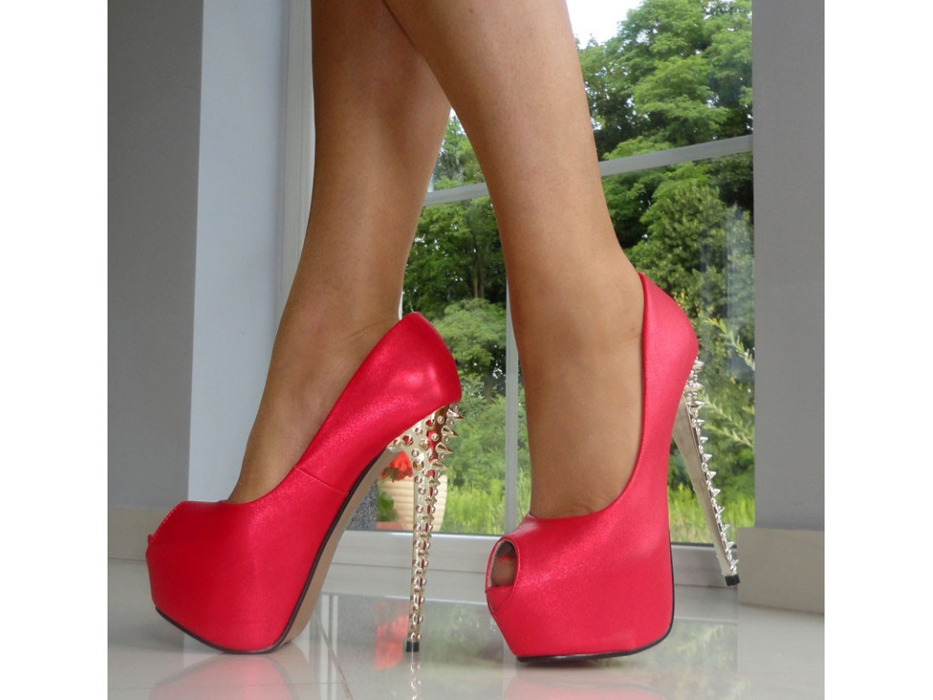 TOCURI ÎNALȚI ROȘI CU PICI - 1