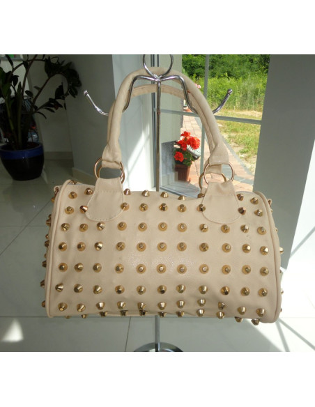 CASE BAG BÉŽOVÁ ECRU ZLATÉ ŠTUDY NÝTY