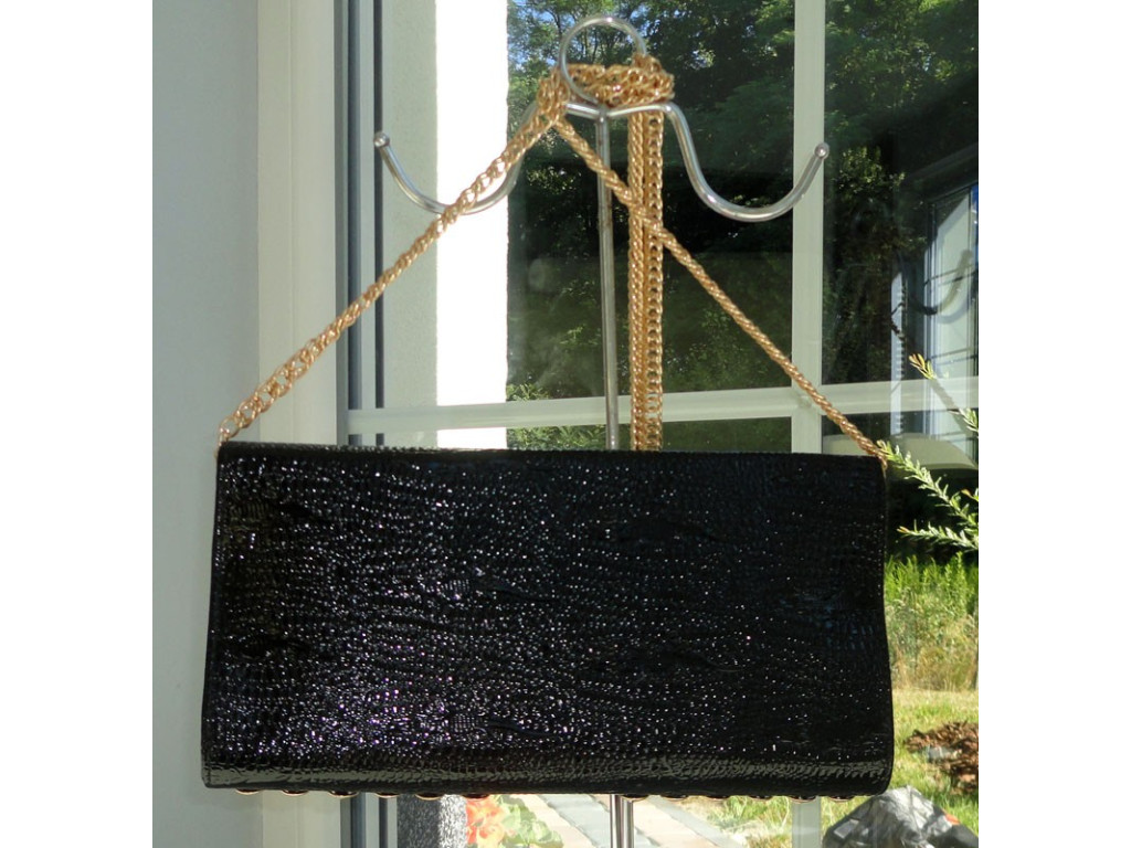 TASCHE SCHWARZER UMSCHLAG AUS ÖKOLEDER MIT NIETENNIETEN - 3