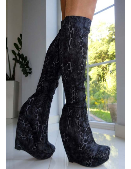 STIEFEL AUS SCHWARZEM GRAPHIT  - 3